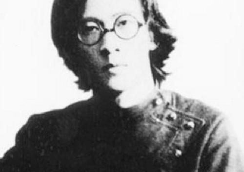 民國才女白薇：被魯迅盛讚，命運多舛遇渣男，婚後被婆婆咬斷腳筋