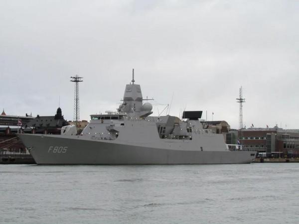 “七省”級護衛艦圖集（132圖）