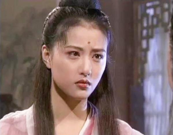 港姐評委的審美令人疑惑，蔡少芬僅獲第三名，周海媚連決賽都沒進