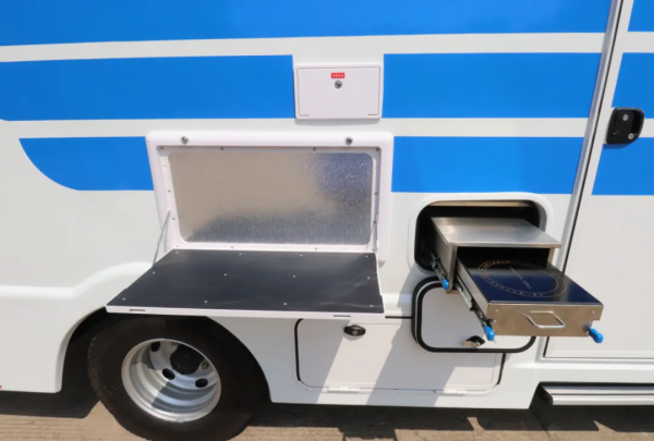 新飛H300尊享版 子母床佈局 空間大配備全 智享旅居生活 新飛H300尊享版 子母床佈局 空間大配備全 智享旅居生活