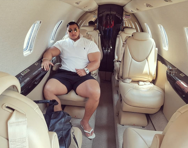 “韓國綠巨人”姜勇夏，腕力高手，力量舉冠軍，喜歡炫富而聞名