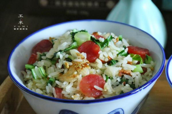 入冬後，不管有錢沒錢都要吃頓菜飯，飯菜一鍋出，做法簡單味道好