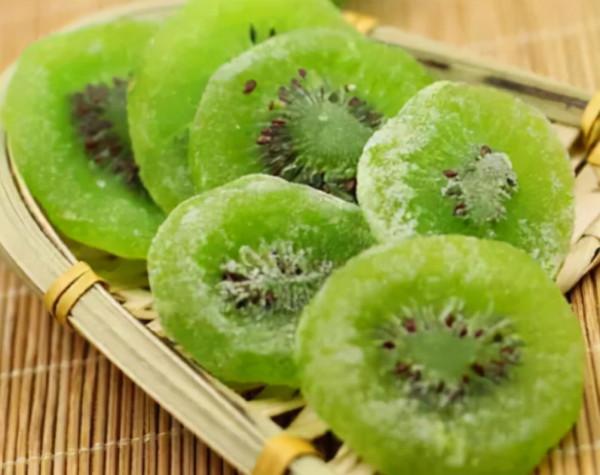 這5種水果曬乾後，比新鮮的還好吃！營養有嚼勁，當零食吃正合適