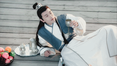 別再吹捧“建模臉”了！這4位男演員告訴你，什麼是小說男主的臉