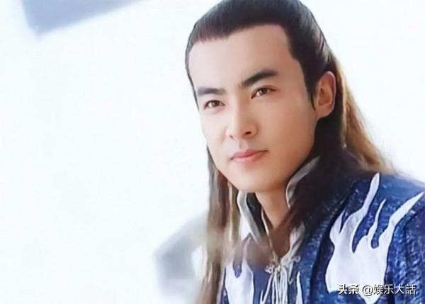 別再硬凹美男人設了！這9位男演員告訴你，什麼是真正的驚鴻一面