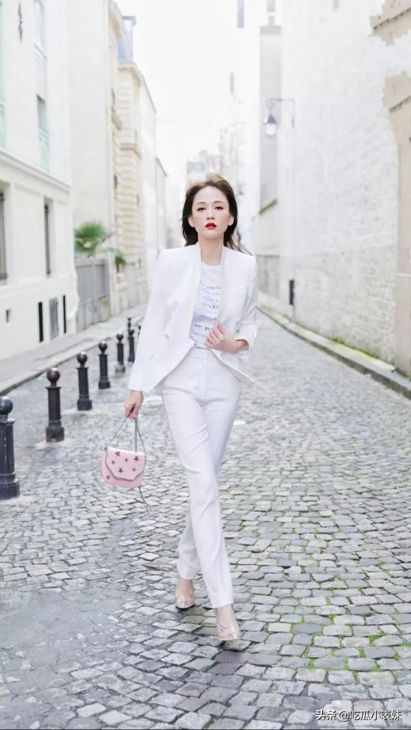 陳喬恩，落落大方，氣質出眾