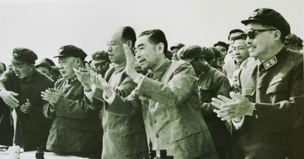 1955年，軍委連開兩天會議敲定元帥11位，為何後來缺一人？