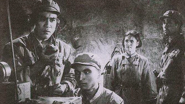 志願軍有個連的戰旗被打381個彈孔,卻吊打美軍7個營,為何這麼強 志願軍有個連的戰旗被打381個彈孔,卻吊打美軍7個營,為何這麼強