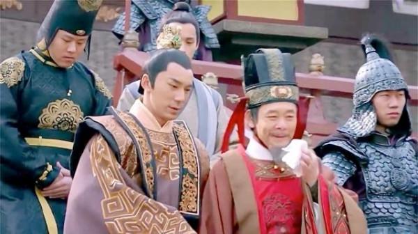 宰相偷偷放走一個死囚,死囚發跡後覺得無以報答,就想密謀殺了他 宰相偷偷放走一個死囚,死囚發跡後覺得無以報答,就想密謀殺了他