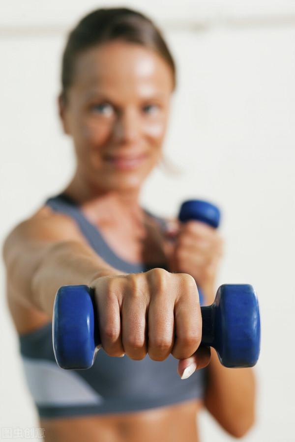 增肌計劃:避開健身容易犯錯誤,分享一組健身動作訓練事半功倍 增肌計劃:避開健身容易犯錯誤,分享一組健身動作訓練事半功倍