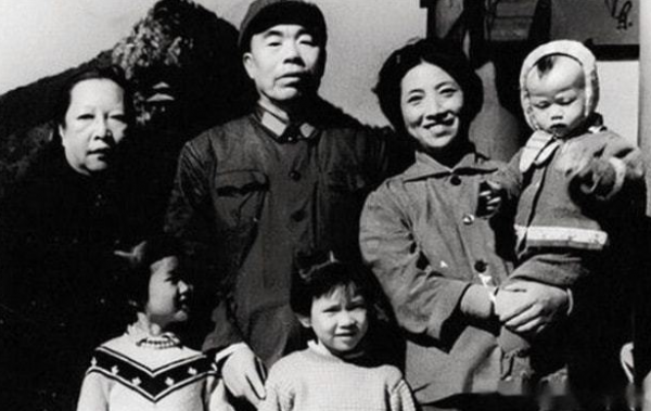 抗美援朝時，一支18年的雜牌部隊一戰封神，被偉人盛讚“50兇”