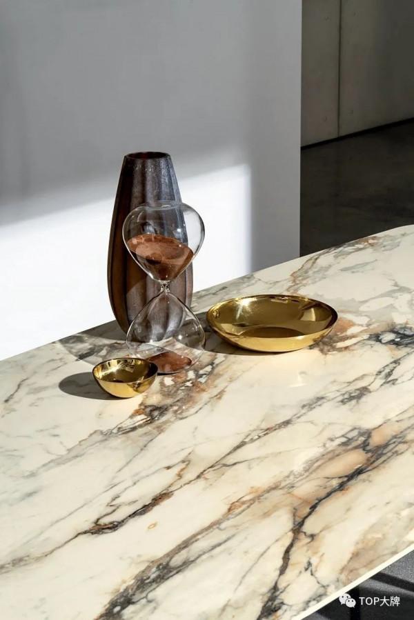 義大利SOVET ITALIA傢俱新品，致敬極簡