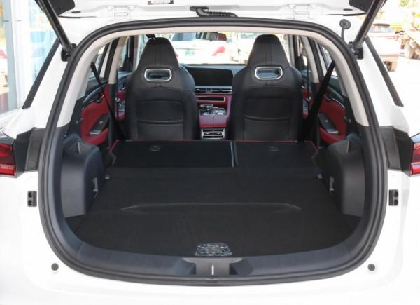 家用車建議買帶主動安全預警系統的,這三款國產SUV空間大還耐用 家用車建議買帶主動安全預警系統的,這三款國產SUV空間大還耐用