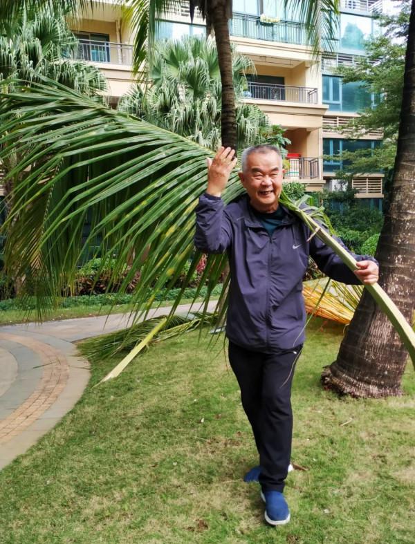 「戰友美文美圖」老領導周洪明&OpenCurlyDoubleQuote;海南行&rdquo;系列2：《海南拾零》