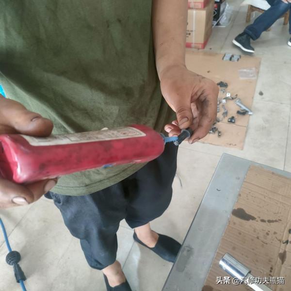 你們的奧迪燒機油是怎麼修的，我覺得這臺奧迪Q5燒機油的修法才對