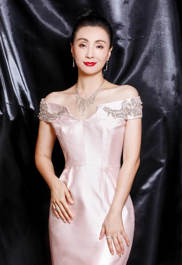 214號“女神”陶虹