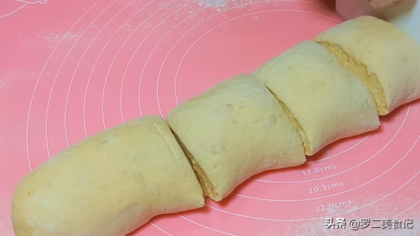 燕麥加玉米麵，88歲老奶奶經常這樣吃，鬆軟好消化，營養又好吃