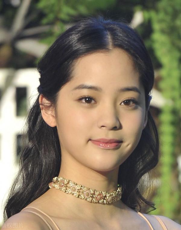 歐陽娜娜高畫質圖片