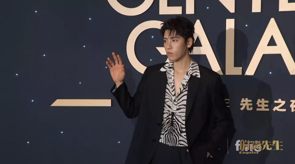 2022開年紅毯:張雨綺變臉認不出,吳謹言好怪,郭采潔收了神通吧 2022開年紅毯:張雨綺變臉認不出,吳謹言好怪,郭采潔收了神通吧