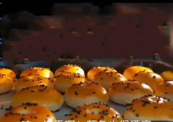 「老少咸宜土豆餅」土豆這樣做不要太好吃