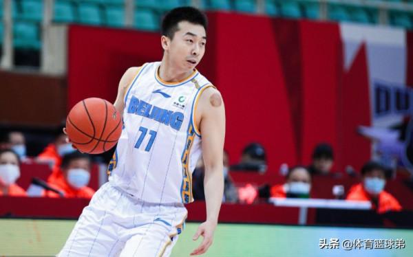 李楠將擊敗雅尼斯?這個可能還真不大,就算殘血江蘇也翻身無望 李楠將擊敗雅尼斯?這個可能還真不大,就算殘血江蘇也翻身無望