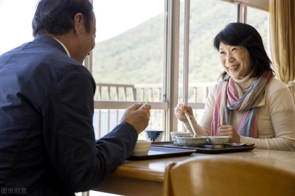 64歲普信老人找搭夥過日子:照顧我,拿出退休金共同承擔生活 64歲普信老人找搭夥過日子:照顧我,拿出退休金共同承擔生活