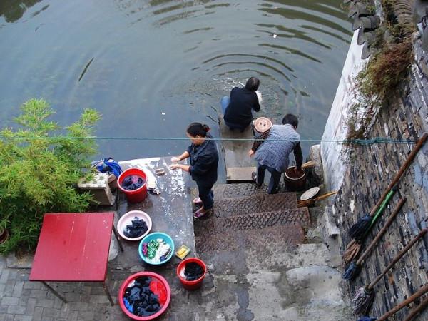 一個人的水鄉行：西塘，夜色裡的邂逅