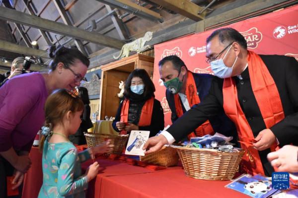 通訊：虎園慶虎年&mdash;&mdash;美國聖迭戈野生動物園舉行中國春節慶祝活動