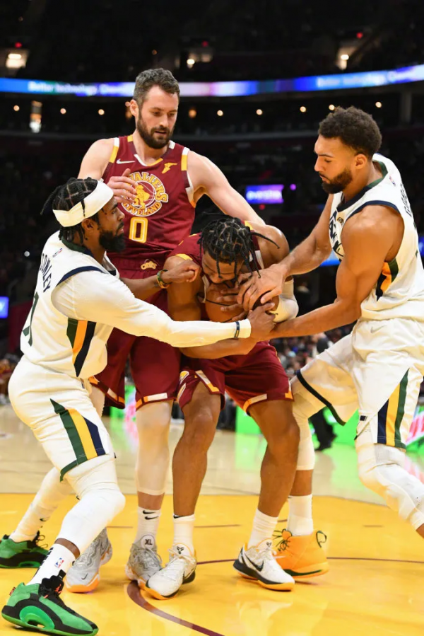 絕殺失敗！31+5+4搶斷！詹姆斯離隊後，騎士找到新老大