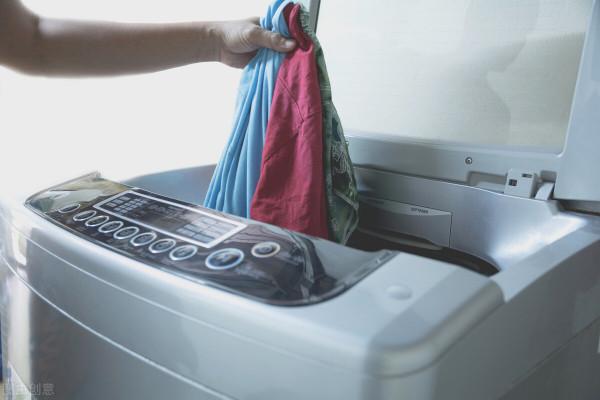 我剛換了滾筒洗衣機，和波輪洗衣機對比，有三處更好，但五處不足