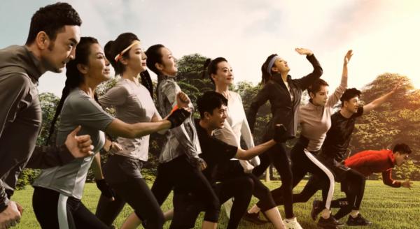 央視主持人朱迅素顏曝光,穿緊身衣訓練凹凸有致,身沾泥巴不怕髒 央視主持人朱迅素顏曝光,穿緊身衣訓練凹凸有致,身沾泥巴不怕髒