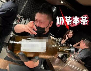 網友偶遇章澤天聚餐，素顏普通還沒路人漂亮，但氣質高貴優雅