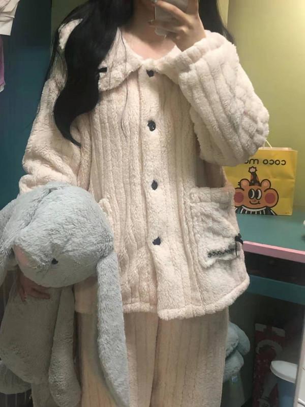 睡衣也要內捲了？這麼好看的嘛？