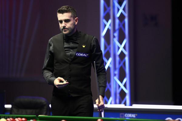 英錦賽:丁俊暉破百晉級,“75三傑”全部獲勝,亨得利慘敗出局 英錦賽:丁俊暉破百晉級,“75三傑”全部獲勝,亨得利慘敗出局