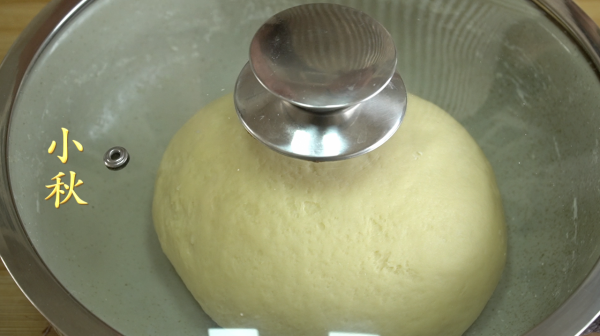 麵食又一個神奇做法，一碗黑米5個雞蛋，個個粘糯鮮香，好吃到爆