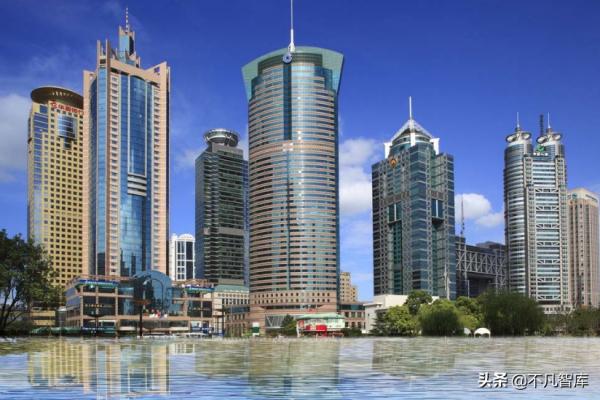 高層住宅不再“吃香”？城市的“向上生長”，被按下暫停鍵？