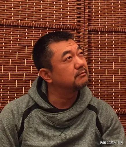 演員董勇：經歷了苦難與悲痛，二婚娶小9歲妻子享受幸福別樣人生