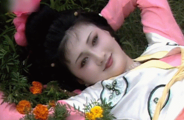 關曉彤要氣死了吧！不光被娜扎豔壓，還遭N個大美人拉踩···