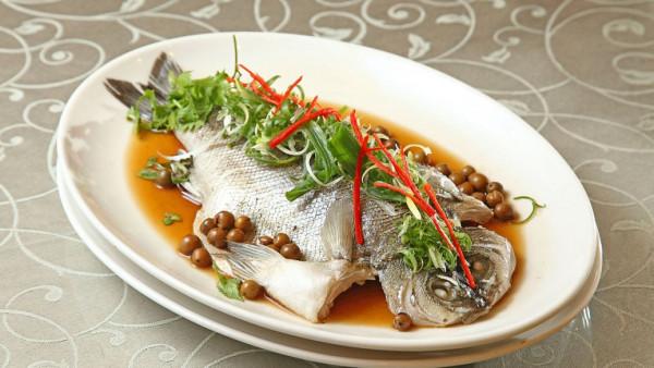 都是入侵物種,小龍蝦牛蛙這麼受歡迎,羅非魚為什麼沒人吃? 都是入侵物種,小龍蝦牛蛙這麼受歡迎,羅非魚為什麼沒人吃?