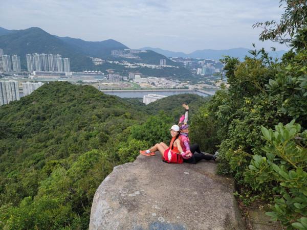 探險香港陽元石，路途崎嶇比較危險，需要資深的行山人士帶路