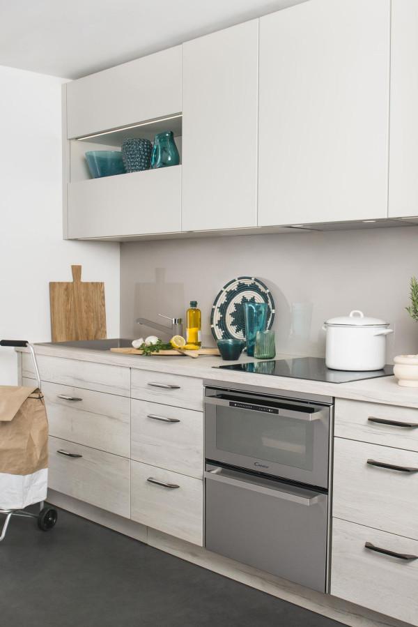 別等廚房裝好了才知道！利用好廚房轉角，也能騰出大片收納空間