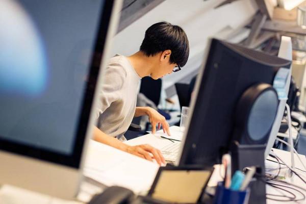 程式設計師的時代紅利快消失了，我要抓住它