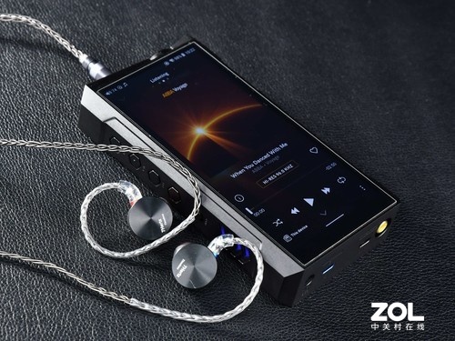 臺機級別的配置 飛傲M17萬元級便攜播放器開箱