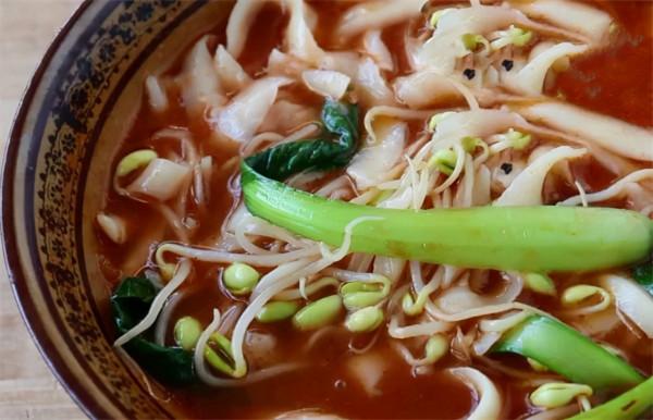 想吃刀削麵不用出去吃，手把手教你在家做出來，勁道爽滑，超簡單