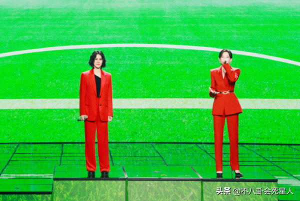 央視元宵女星PK：毛曉彤贏了金晨，萬茜&OpenCurlyDoubleQuote;敗&rdquo;在服裝上