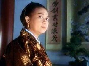 國內外多地有房!香港知名老戲骨家中內飾曝光,足足有一整櫃金器 國內外多地有房!香港知名老戲骨家中內飾曝光,足足有一整櫃金器