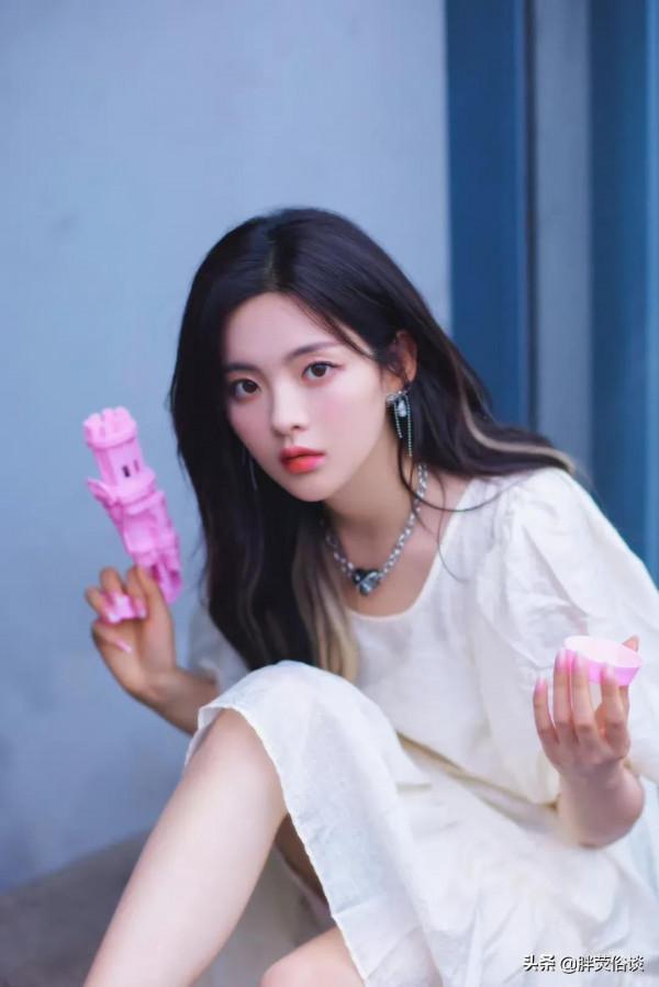 楊超越妹妹的顏值一直都很能打，可愛又美麗真的很吸粉