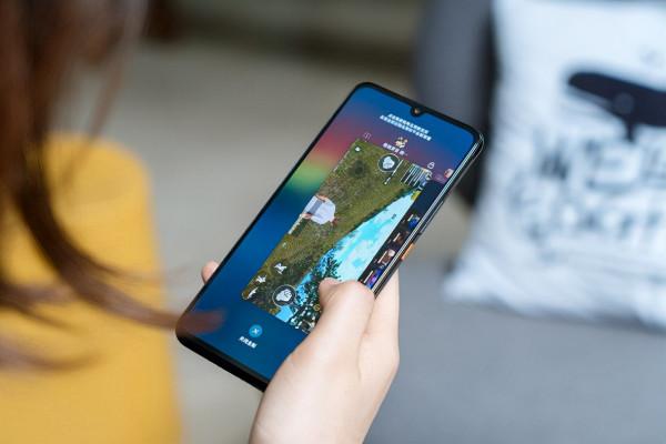 為什麼手機會越用越卡?是廠商在背後搞鬼嗎? 為什麼手機會越用越卡?是廠商在背後搞鬼嗎?