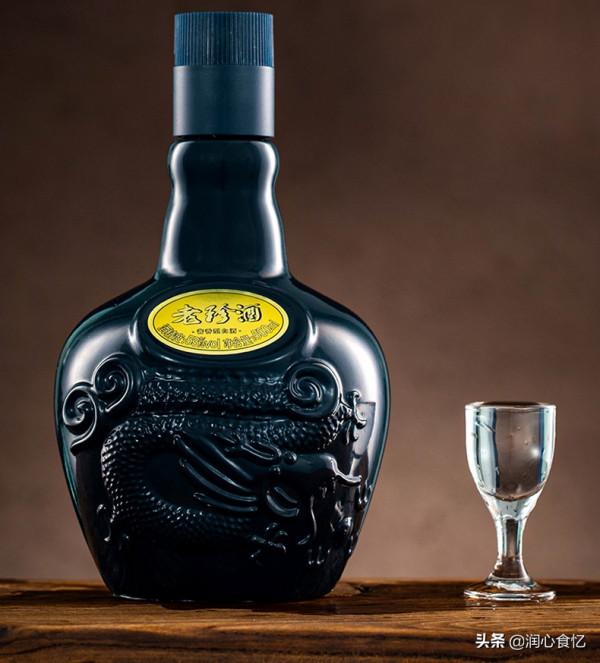 元旦買白酒，值得囤的6款200元以內的純糧酒，送禮宴請都有面子