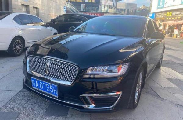 試駕林肯MKZ 2.0T尊享型，配2.0T引擎懸架支援軟硬調校！